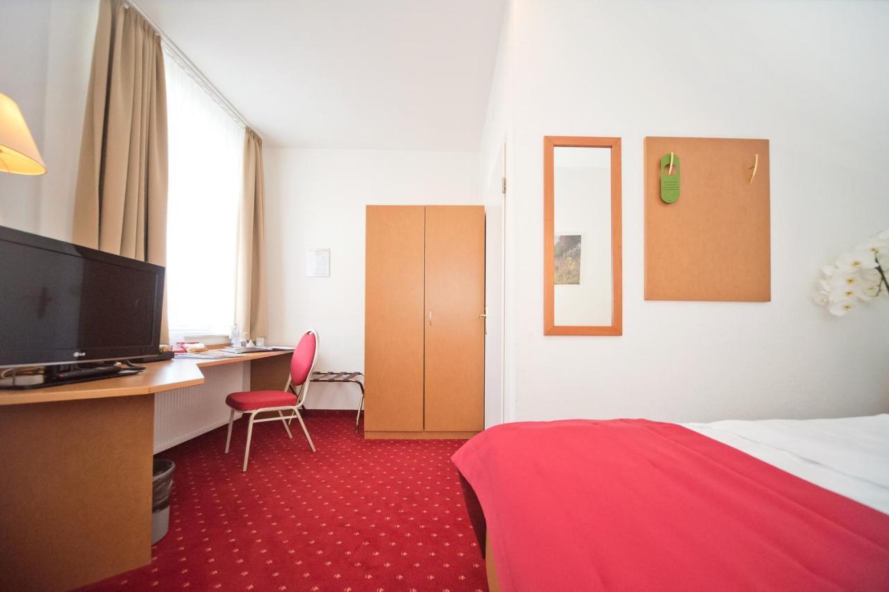 City-Hotel Am Wasserturm Halle Хале Екстериор снимка